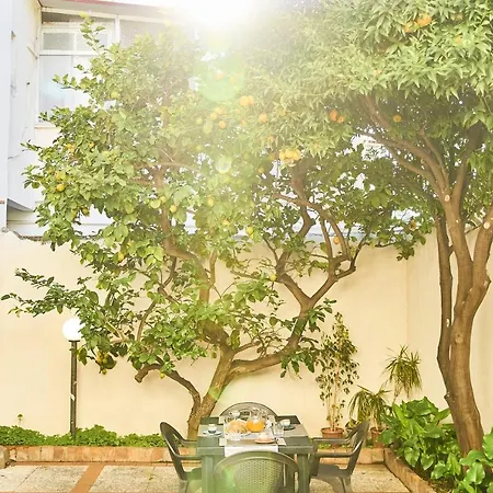 ✦ Garden House In Centro - Free Parking ✦ Apartment Livorno